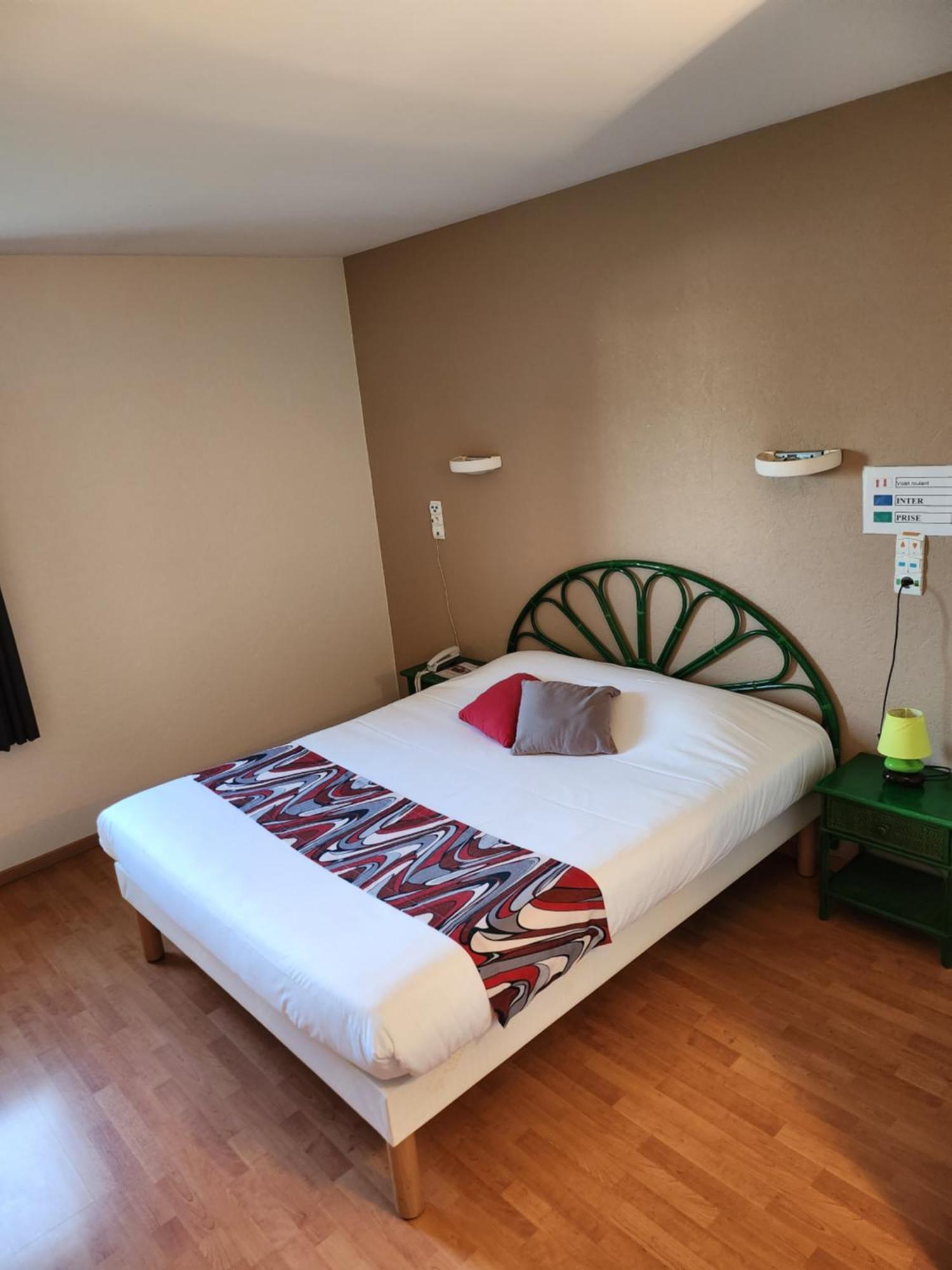 Relais De La Grange Hotel 3*